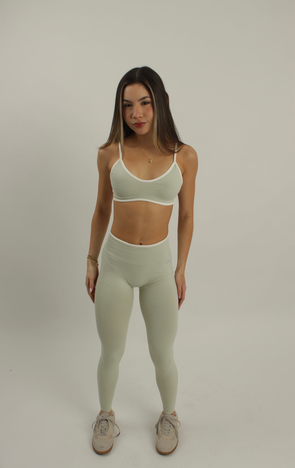 Signature Studio Pants