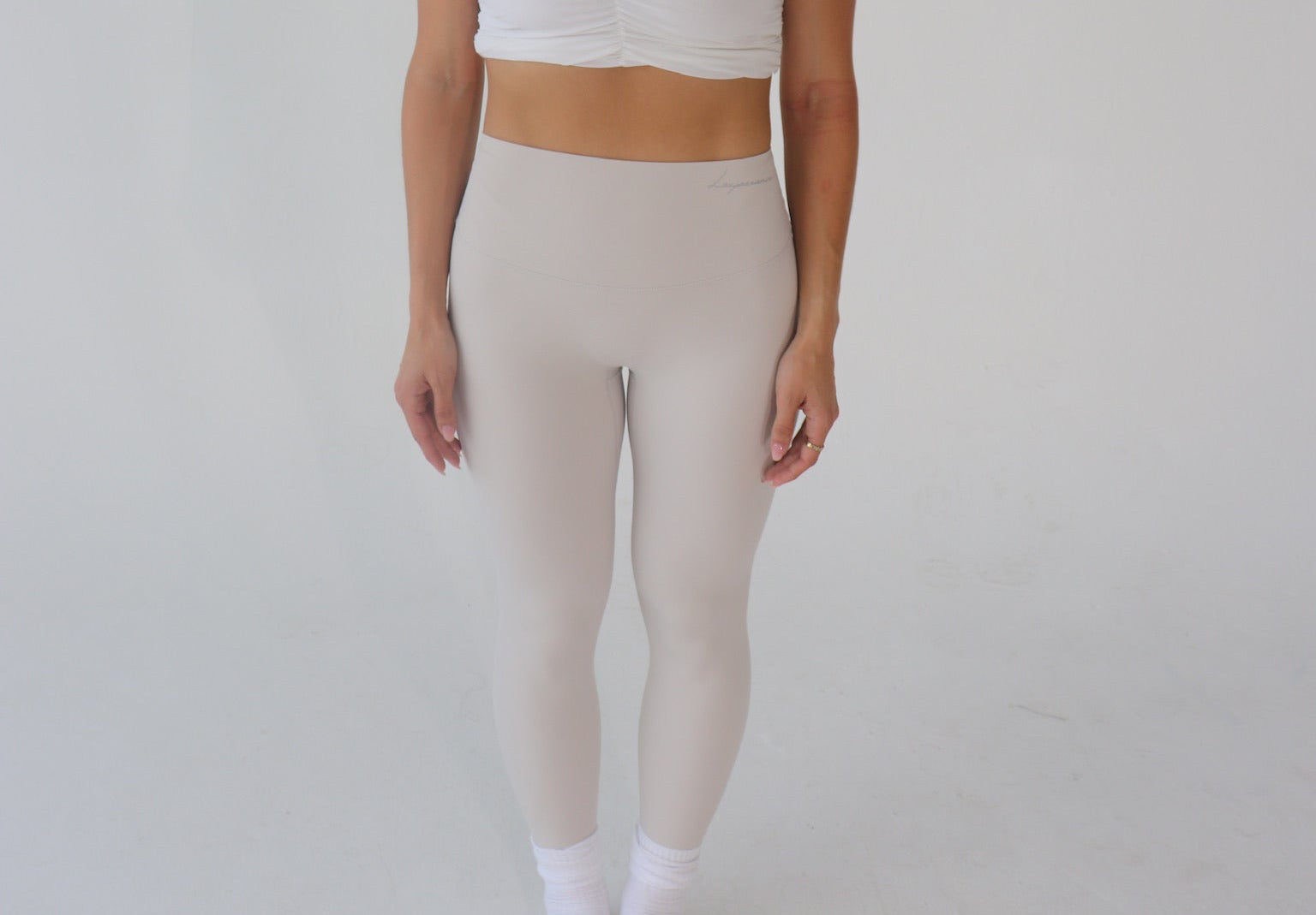 Signature Nylon Netural Leggings