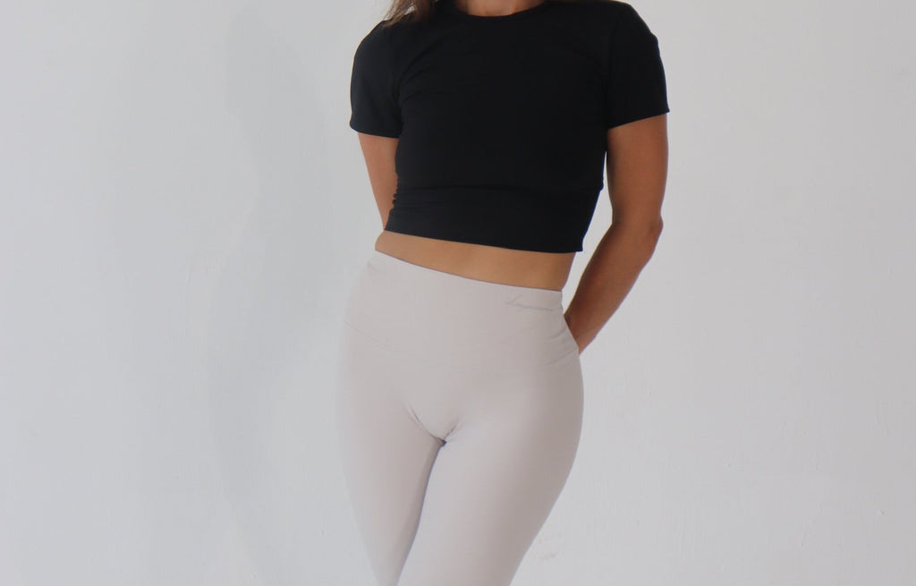 Signature Nylon Short Sleeve